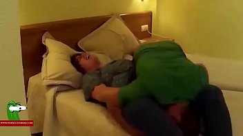 The fat woman playing and fucking on the bed. SAN004