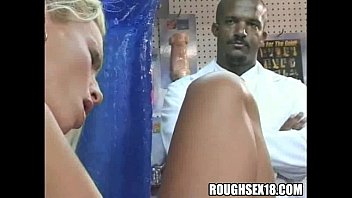 Blonde chick fucks her loose pussy with huge dildos